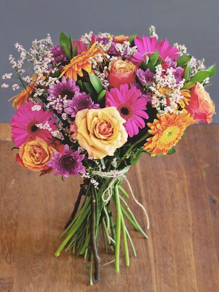 The Bombshell Bouquet Medium(12 Roses) (As Shown) Bloomable